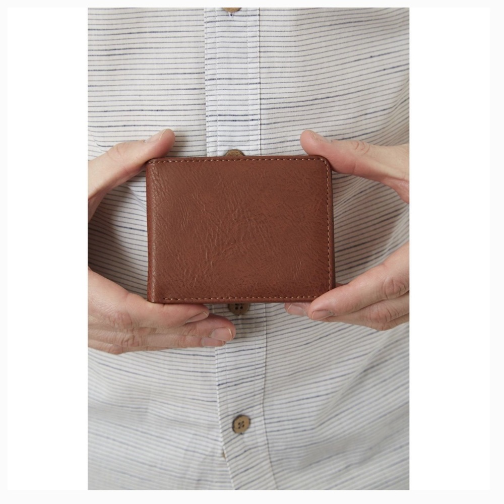 ** NWT VEGAN LEATHER BI-FOLD WALLET **